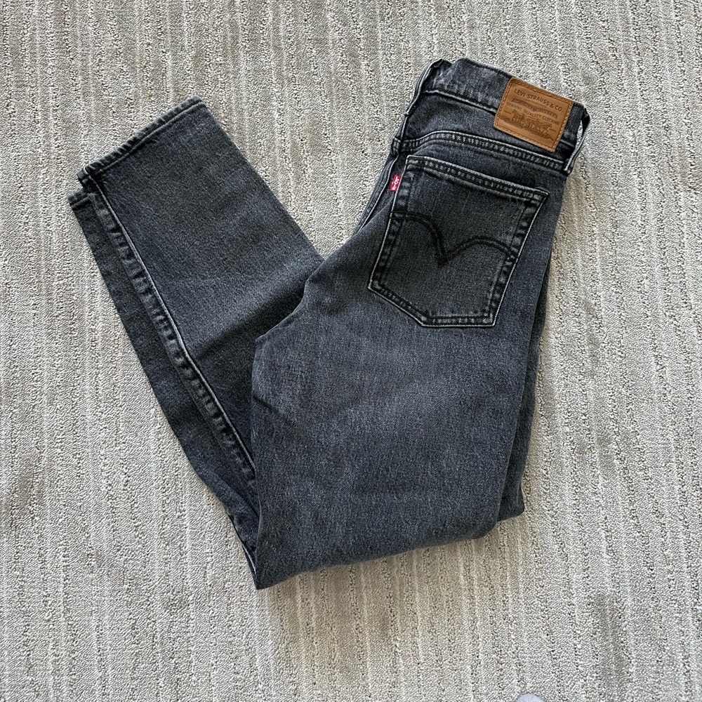 Levi jeans